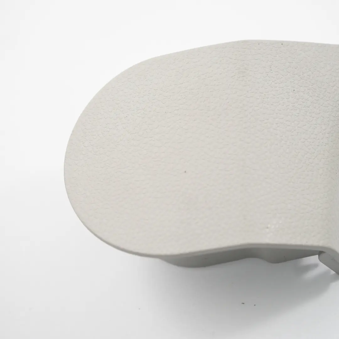 Mercedes W204 Asiento Delantero Cubre Panel Interior Izquierdo Gris - SKU A2049180330-1 - Número de pieza A2049180330