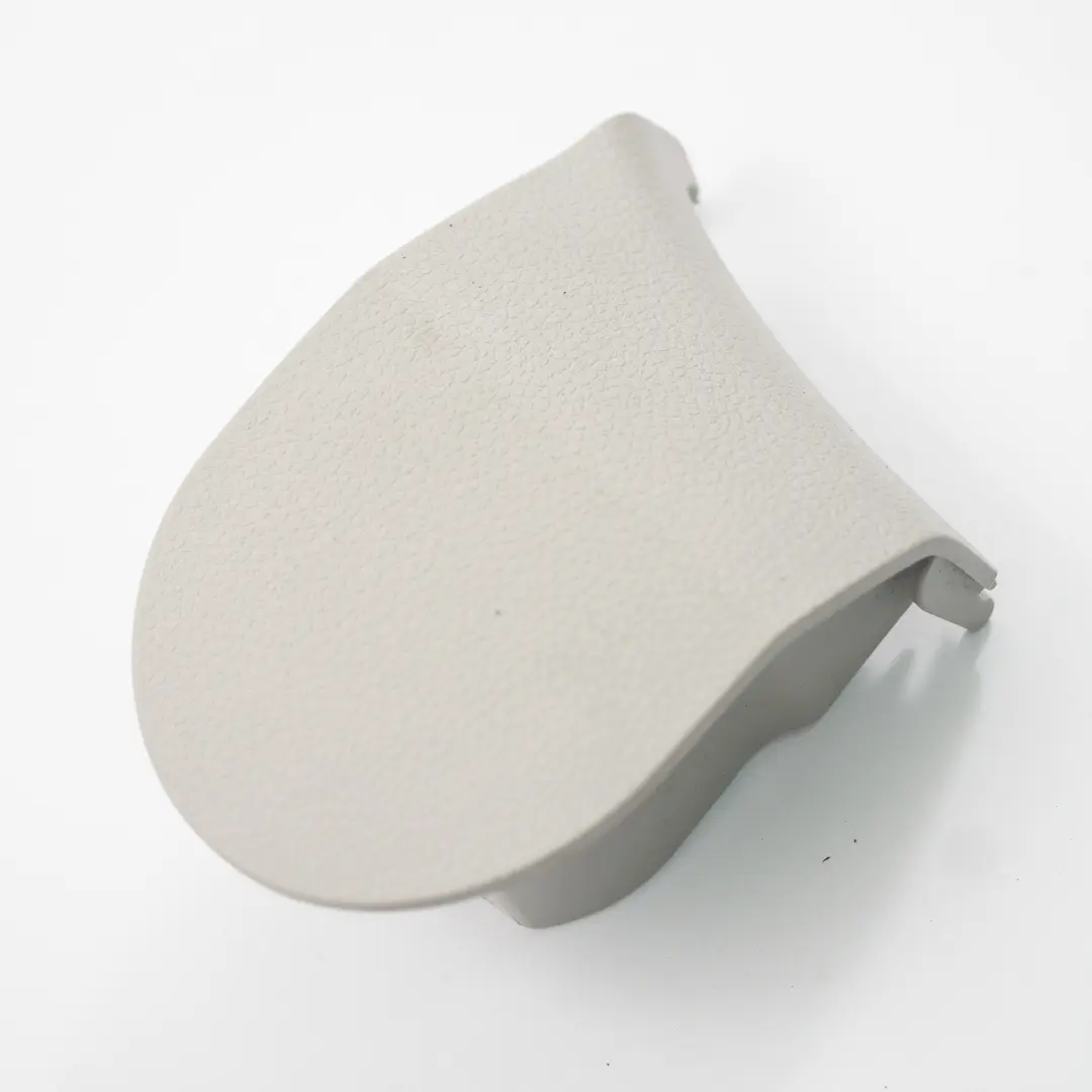 Mercedes W204 Asiento Delantero Cubre Panel Interior Izquierdo Gris - SKU A2049180330-1 - Número de pieza A2049180330