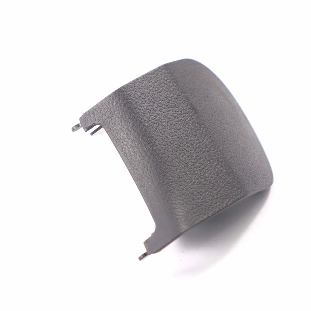 Vordersitzabdeckung Panel Trim innen links Schwarz für Mercedes W204 mit Teilenummer A2049180330 Mercedes W204 Vordersitzabdeckung Panel Trim innen links Schwarz - SKU A2049180330 - Teilenummer A2049180330