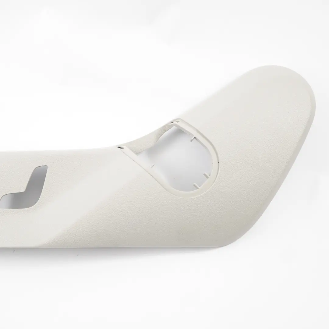 Housse de siège avant Gauche Gris pour Mercedes W204 à propos du numéro de pièce A2049180530 Mercedes W204 Housse de siège avant Gauche Gris - SKU A2049180530-1 - Numéro de pièce A2049180530