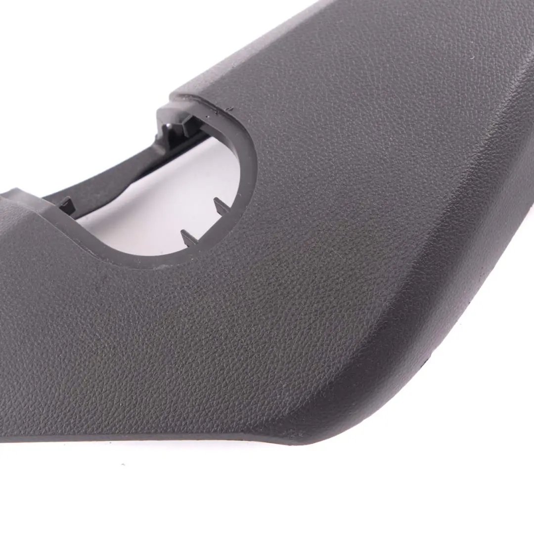 Wewnętrzna Osłona Panel Fotela Lewy Przód Czarny do Mercedes W204 o numerze A2049180530 Mercedes W204 Wewnętrzna Osłona Panel Fotela Lewy Przód Czarny - SKU A2049180530 - Numer Części A2049180530