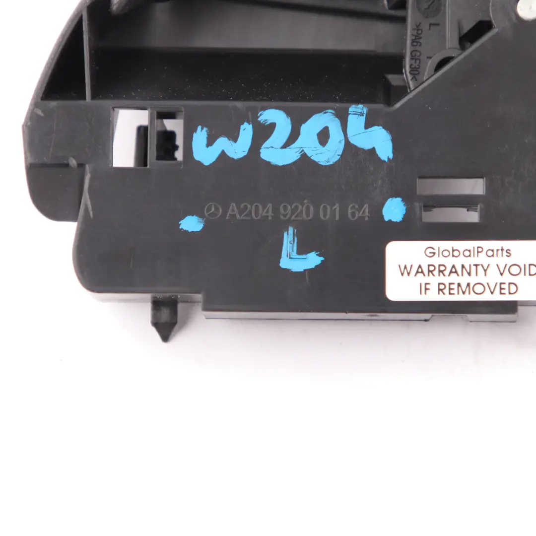 Mercedes W204 Supporto schienale sedile posteriore sinistro Leva bloccaggio Trim - SKU A2049200164 - Numero di parte A2049200164