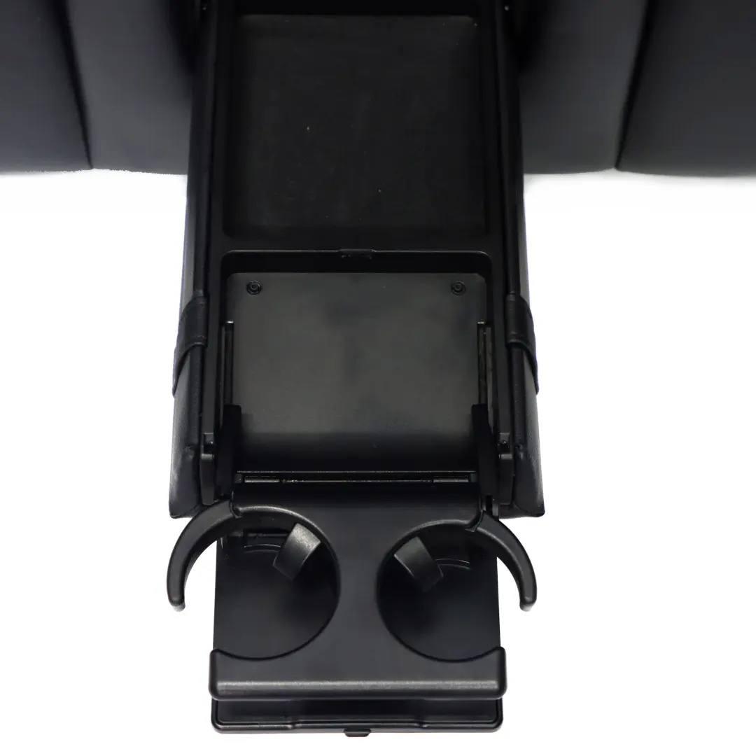 Rücksitz Rückenlehne Bank Armlehne Becherhalter Kunstleder für Mercedes W204 mit Teilenummer A2049200833 Mercedes W204 Rücksitz Rückenlehne Bank Armlehne Becherhalter Kunstleder - SKU A2049200833 - Teilenummer A2049200833