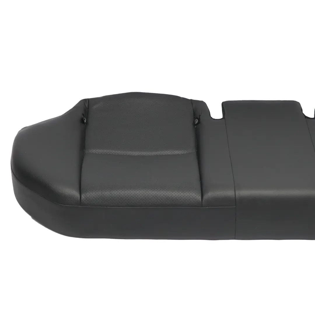 Siège arrière Banquette Recouvrement Noir Imitation Cuir pour Mercedes W204 à propos du numéro de pièce A2049202646 Mercedes W204 Siège arrière Banquette Recouvrement Noir Imitation Cuir - SKU A2049202646 - Numéro de pièce A2049202646