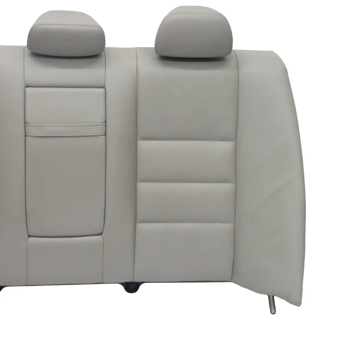 Schienale sedile posteriore Bracciolo Portabicchieri Pelle Nera per Mercedes W204 con numero di parte A2049203733 Mercedes W204 Schienale sedile posteriore Bracciolo Portabicchieri Pelle Nera - SKU A2049203733-1 - Numero di parte A2049203733