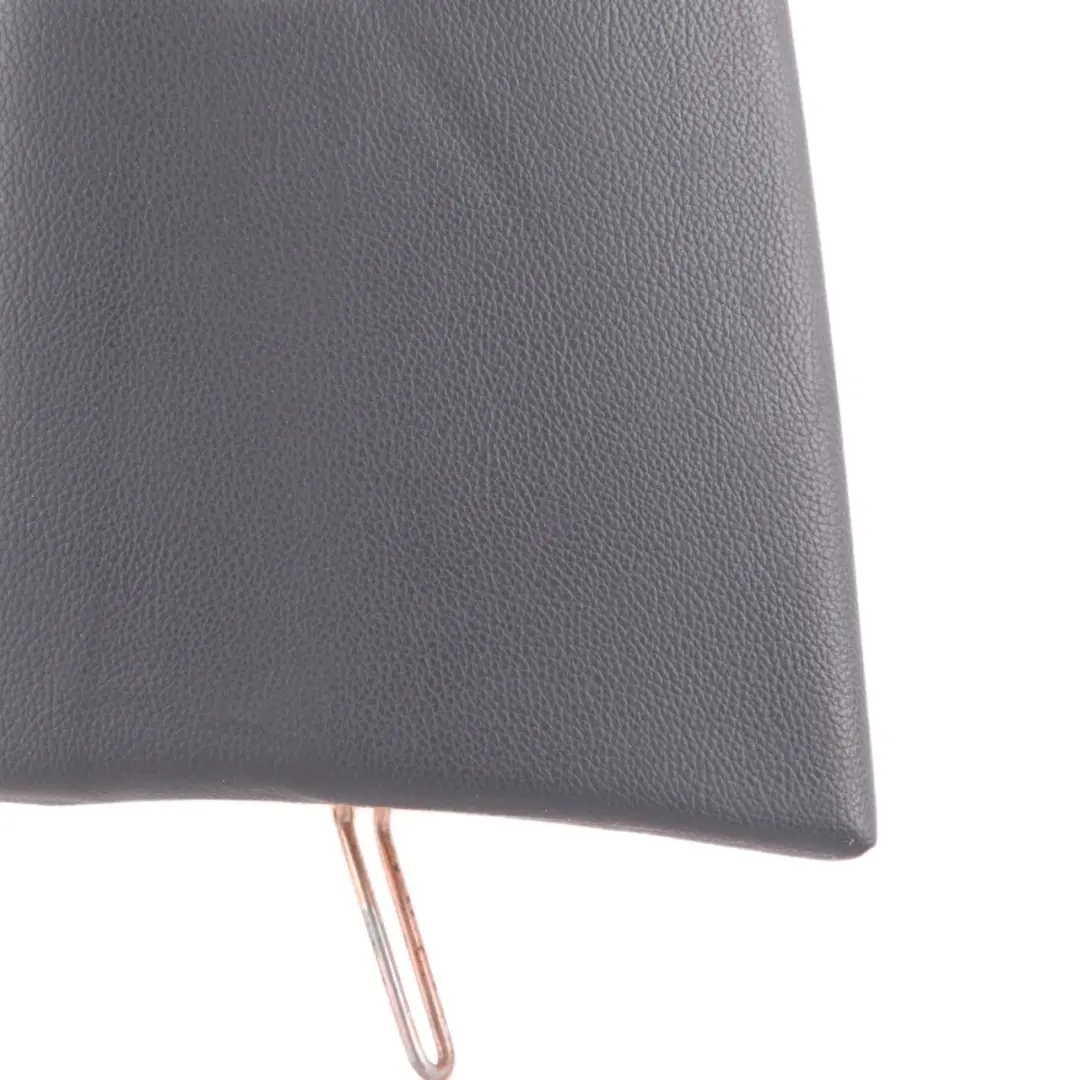 Seiten verkleidung Mercedes W204 Kombi Rücksitz links Finisher Leder Schwarz für mit Teilenummer A2049207530 Seiten verkleidung Mercedes W204 Kombi Rücksitz links Finisher Leder Schwarz - SKU A2049207530 - Teilenummer A2049207530