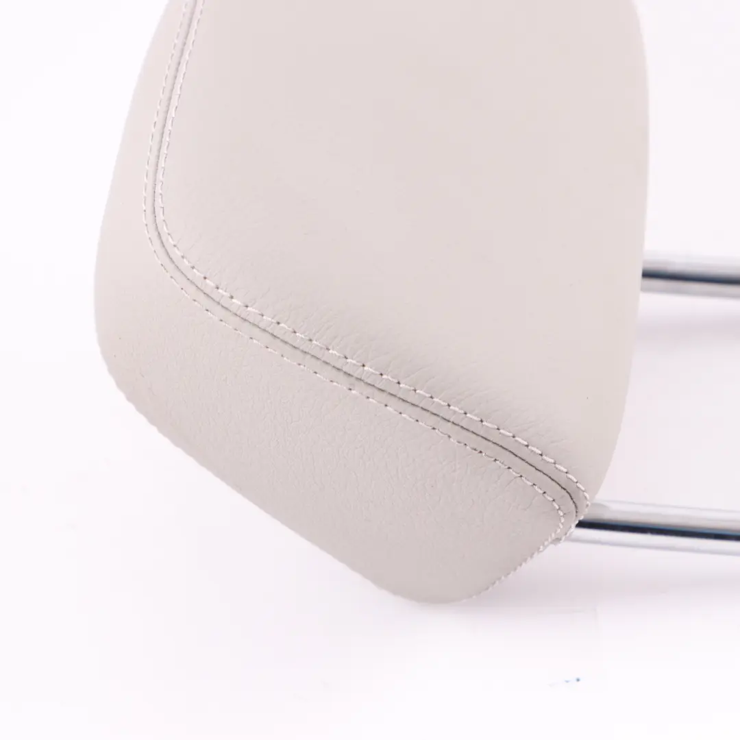 Reposacabezas Asiento Trasero Izquierdo Derecho Cuero Gris Alpaca para Mercedes W204 con número de pieza A2049701850 Mercedes W204 Reposacabezas Asiento Trasero Izquierdo Derecho Cuero Gris Alpaca - SKU A2049701850-1 - Número de pieza A2049701850