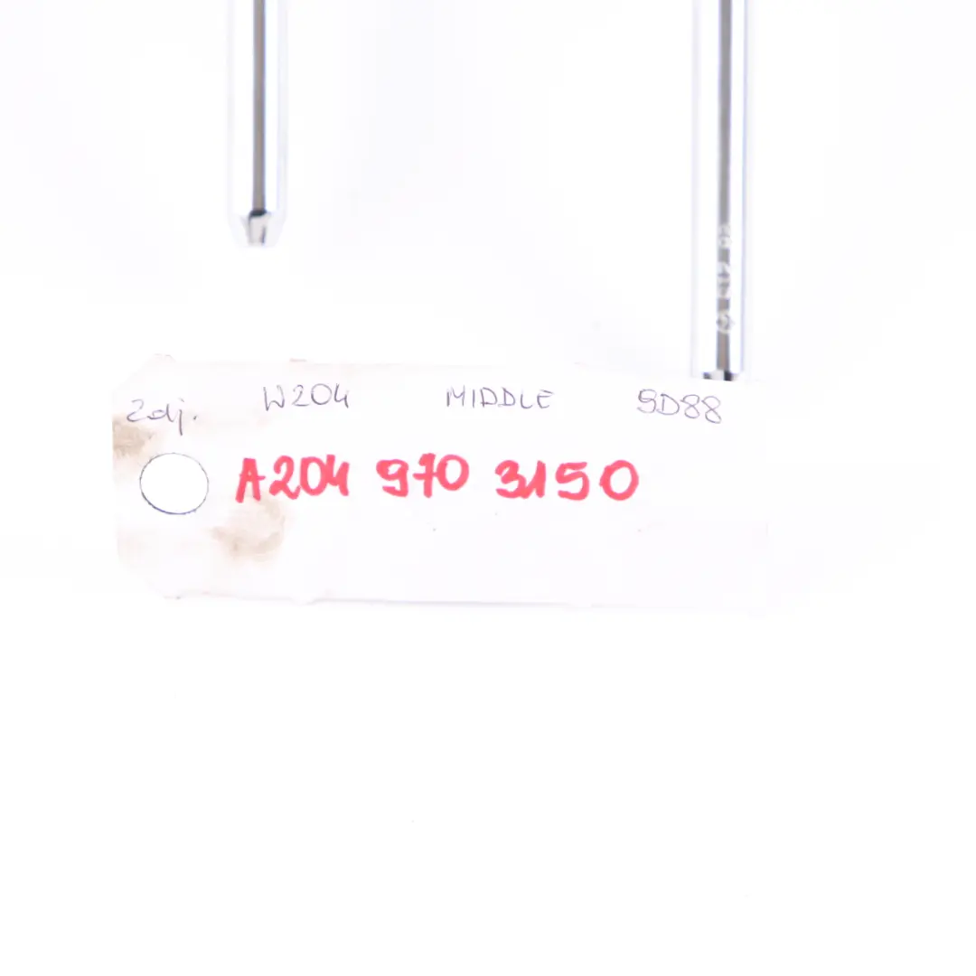 Appui-tête central de siège arrière en simili cuir pour Mercedes W204 à propos du numéro de pièce A2049703150 Mercedes W204 Appui-tête central de siège arrière en simili cuir - SKU A2049703150 - Numéro de pièce A2049703150