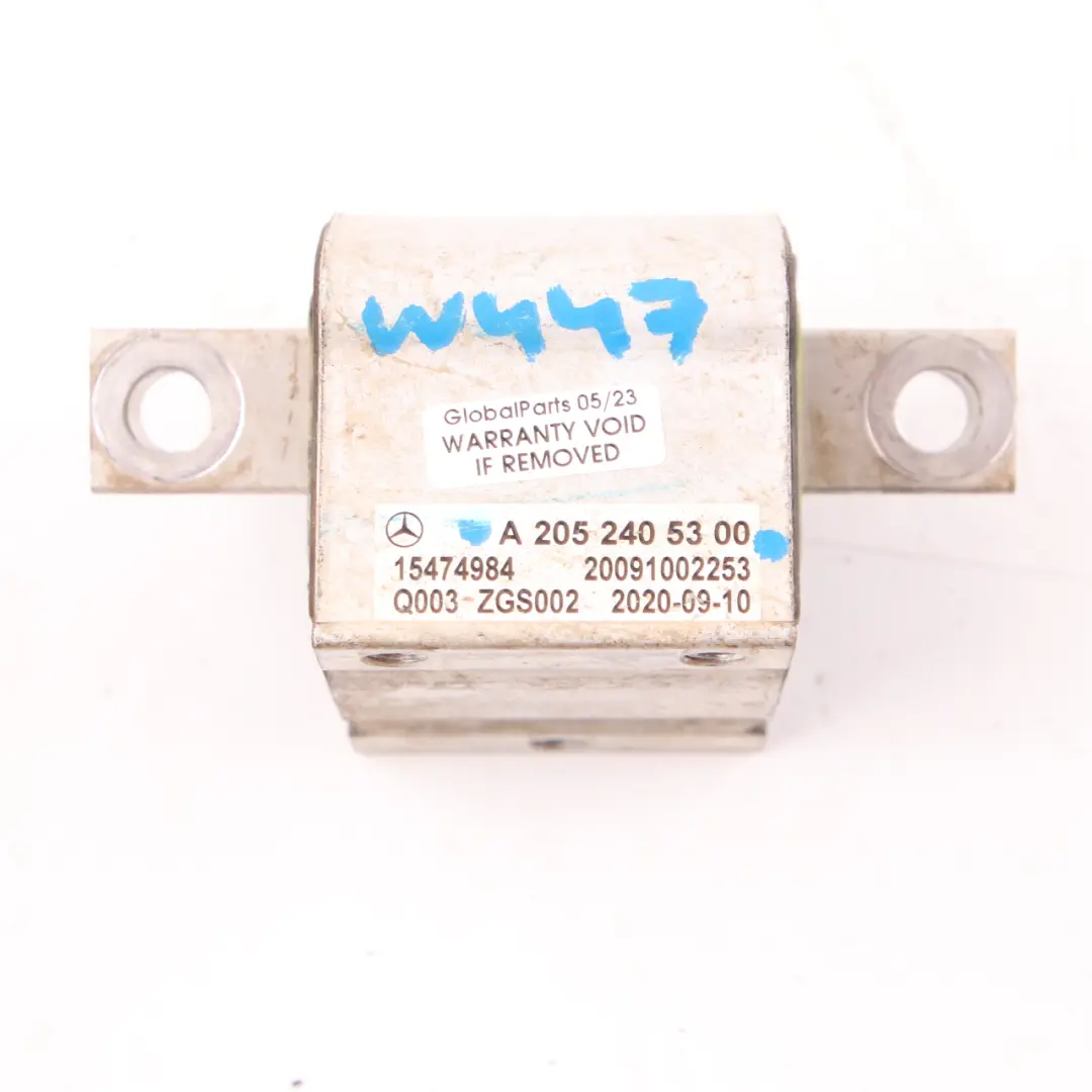 Getriebehalterung Mercedes W205 W213 W447 Getriebehalterung Lager für mit Teilenummer A2052405300 Getriebehalterung Mercedes W205 W213 W447 Getriebehalterung Lager - SKU A2052405300 - Teilenummer A2052405300