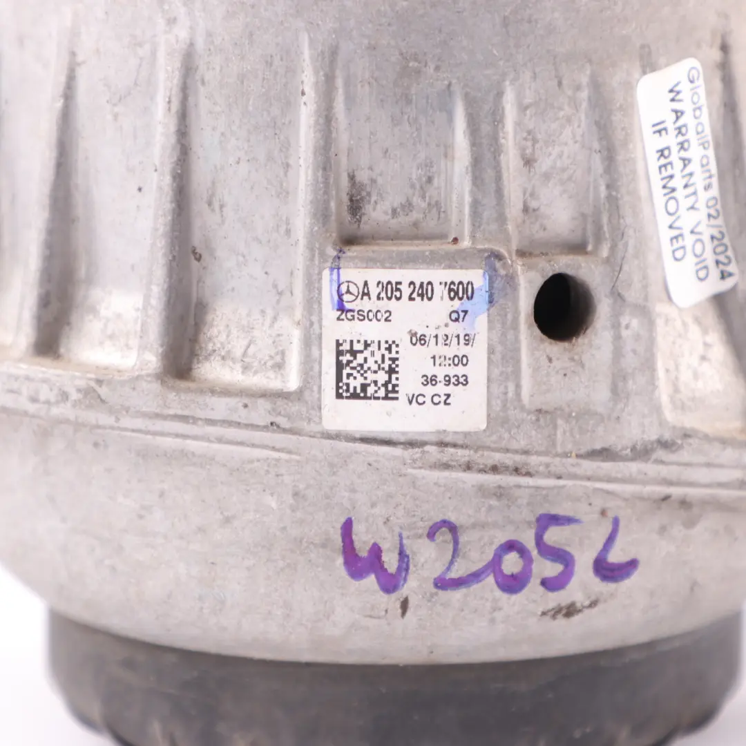 Mercedes W205 W238 W257 M264 Poduszka Łapa Silnika Lewa - SKU A2052407600 - Numer Części A2052407600