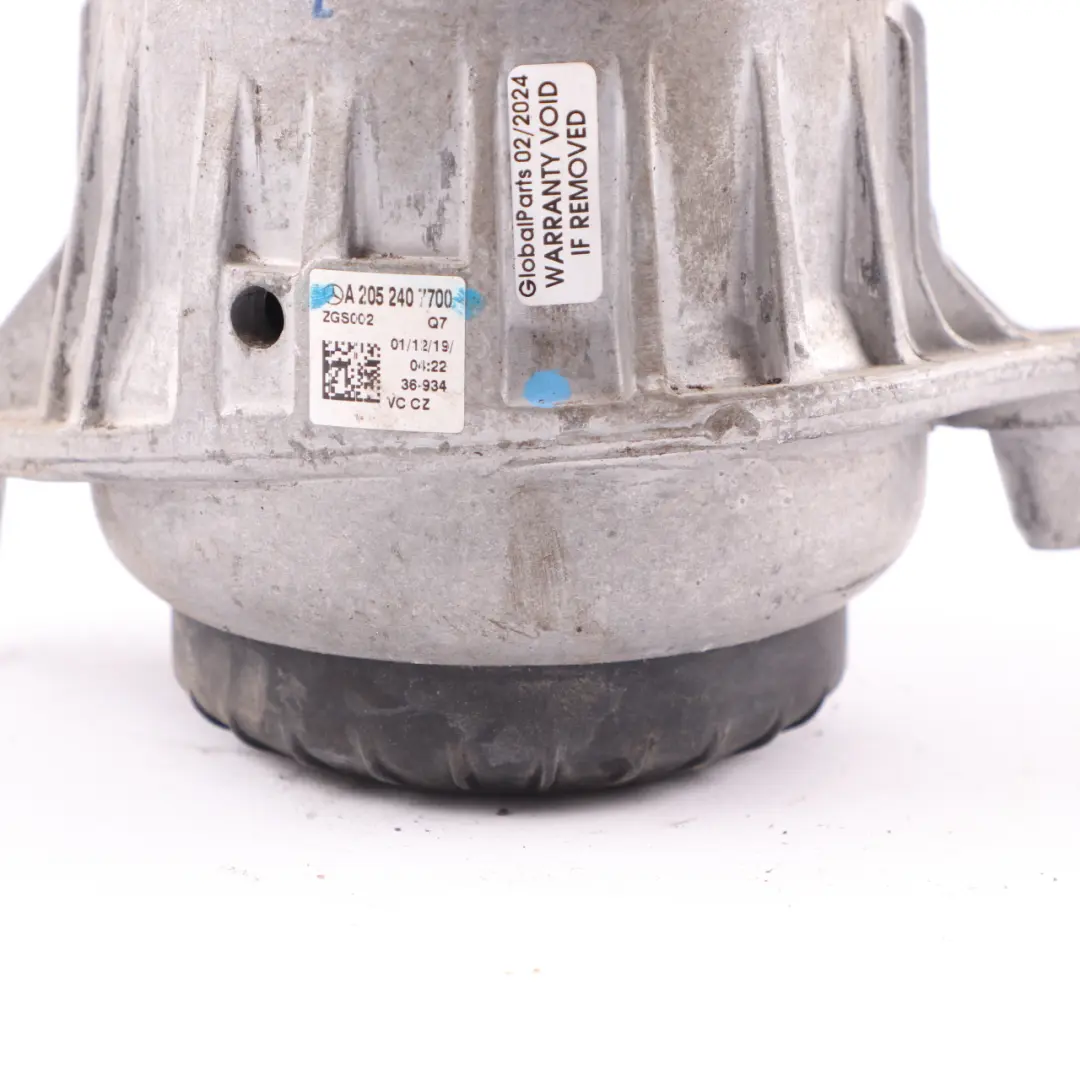 Engine Mount Mercedes W205 W238 M264 Right O/S Support Mount Bearing - SKU A2052407700 - Part number A2052407700
