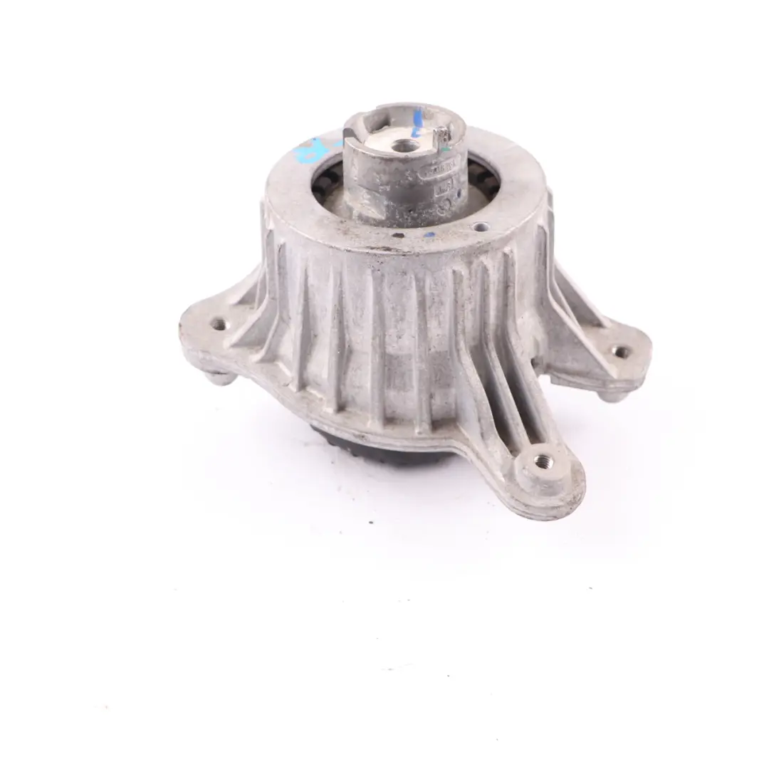 M264 Support Moteur Droit pour Mercedes W205 W238 à propos du numéro de pièce A2052407700 Mercedes W205 W238 M264 Support Moteur Droit - SKU A2052407700 - Numéro de pièce A2052407700