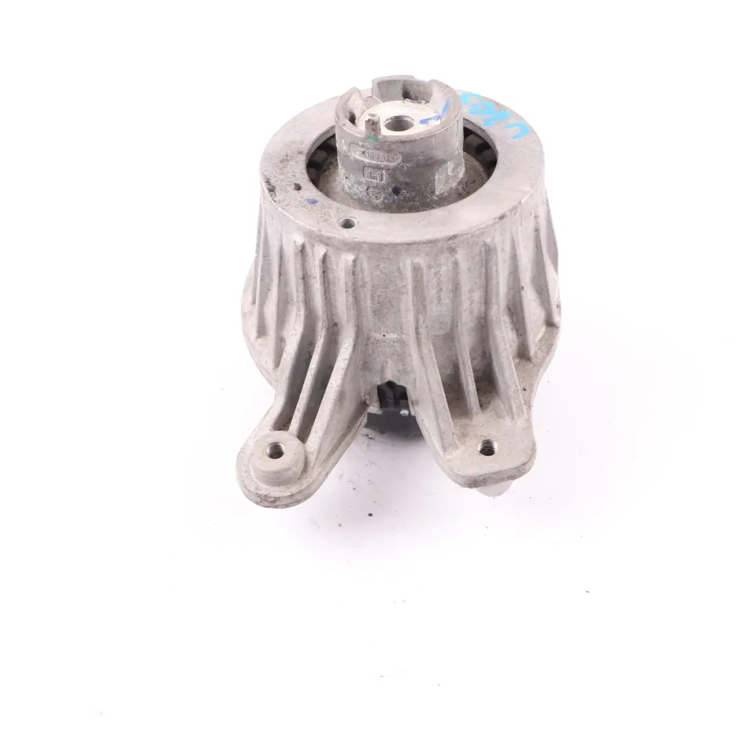 Mount Mercedes W205 W238 M264 Support Mount Bearing Right O/S to Engine with Part number A2052407700 Engine Mount Mercedes W205 W238 M264 Support Mount Bearing Right O/S - SKU A2052407700 - Part number A2052407700