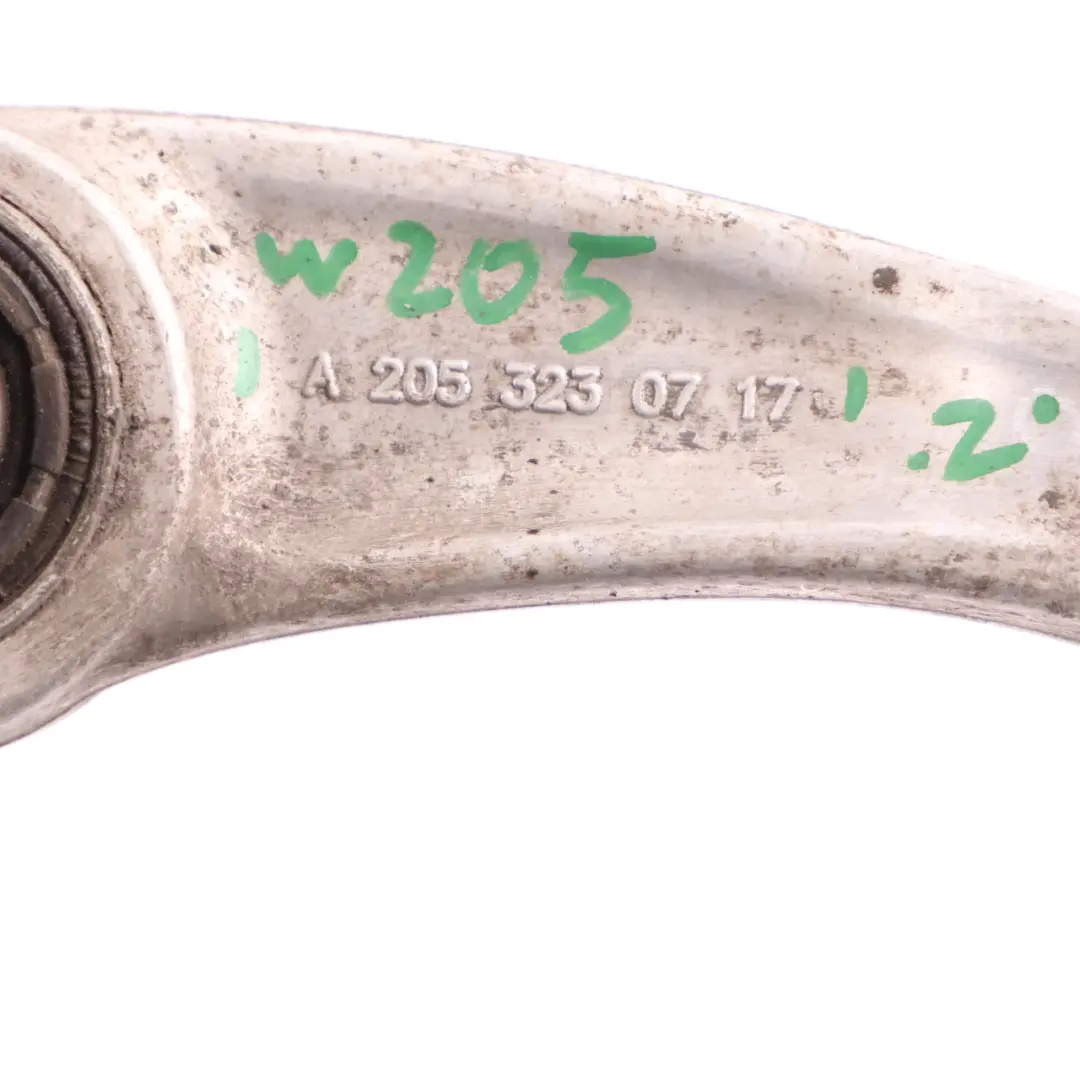 Liaison barre torsion avant avant Barre oscillation gauche pour Mercedes W205 à propos du numéro de pièce A2053230717 Mercedes W205 Liaison barre torsion avant avant Barre oscillation gauche - SKU A2053230717 - Numéro de pièce A2053230717