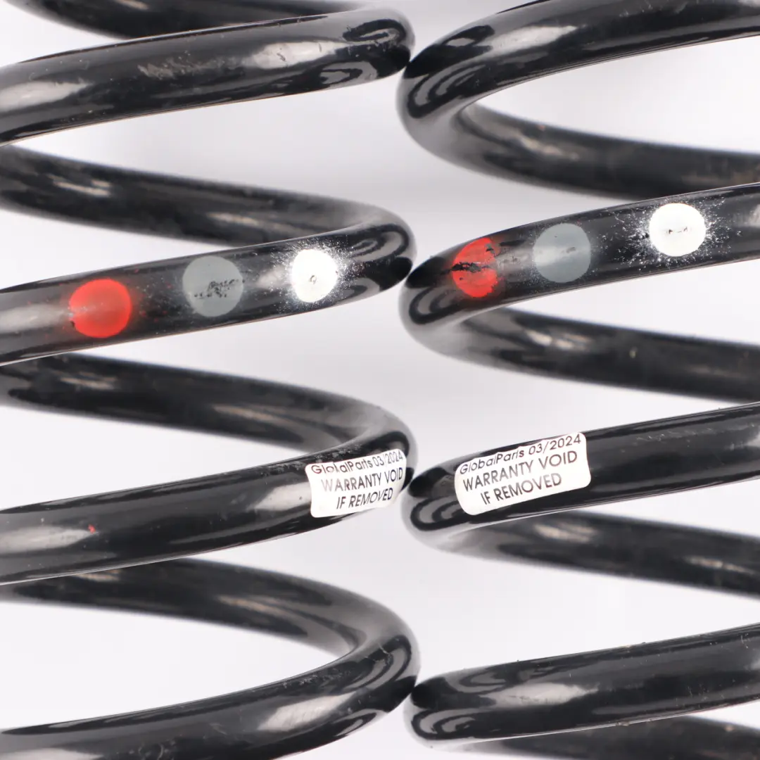 Muelle helicoidal Suspensión trasera Izquierda Derecha Juego para Mercedes W205 con número de pieza A2053240904 Mercedes W205 Muelle helicoidal Suspensión trasera Izquierda Derecha Juego - SKU A2053240904 - Número de pieza A2053240904