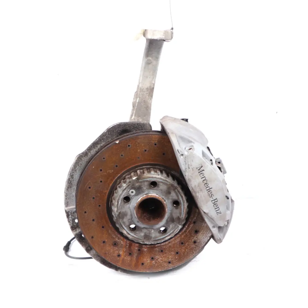 Radträger Nabe vorne links AMG Bein Bremsscheibe Bremssattel für Mercedes W205 C 200 mit Teilenummer A2053322100 Mercedes W205 C 200 Radträger Nabe vorne links AMG Bein Bremsscheibe Bremssattel - SKU A2053322100-1 - Teilenummer A2053322100