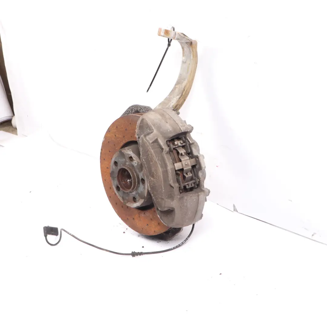 Mercedes W205 C 200 D Radträger Nabe Vorne Links AMG Bein Bremsscheibe - SKU A2053322100-2 - Teilenummer A2053322100