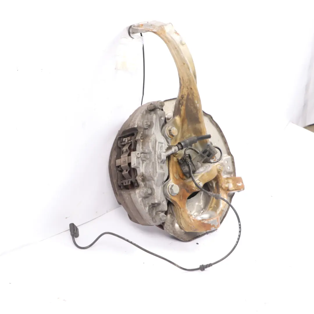 Radträger Nabe Vorne Links AMG Bein Bremsscheibe für Mercedes W205 C 200 D mit Teilenummer A2053322100 Mercedes W205 C 200 D Radträger Nabe Vorne Links AMG Bein Bremsscheibe - SKU A2053322100-2 - Teilenummer A2053322100