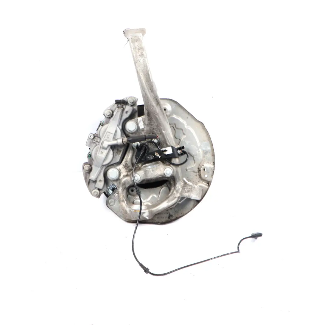 Mercedes W205 Mozzo Porta Ruota Assale Anteriore Sinistro Cuscinetto Sospensione - SKU A2053322100 - Numero di parte A2053322100