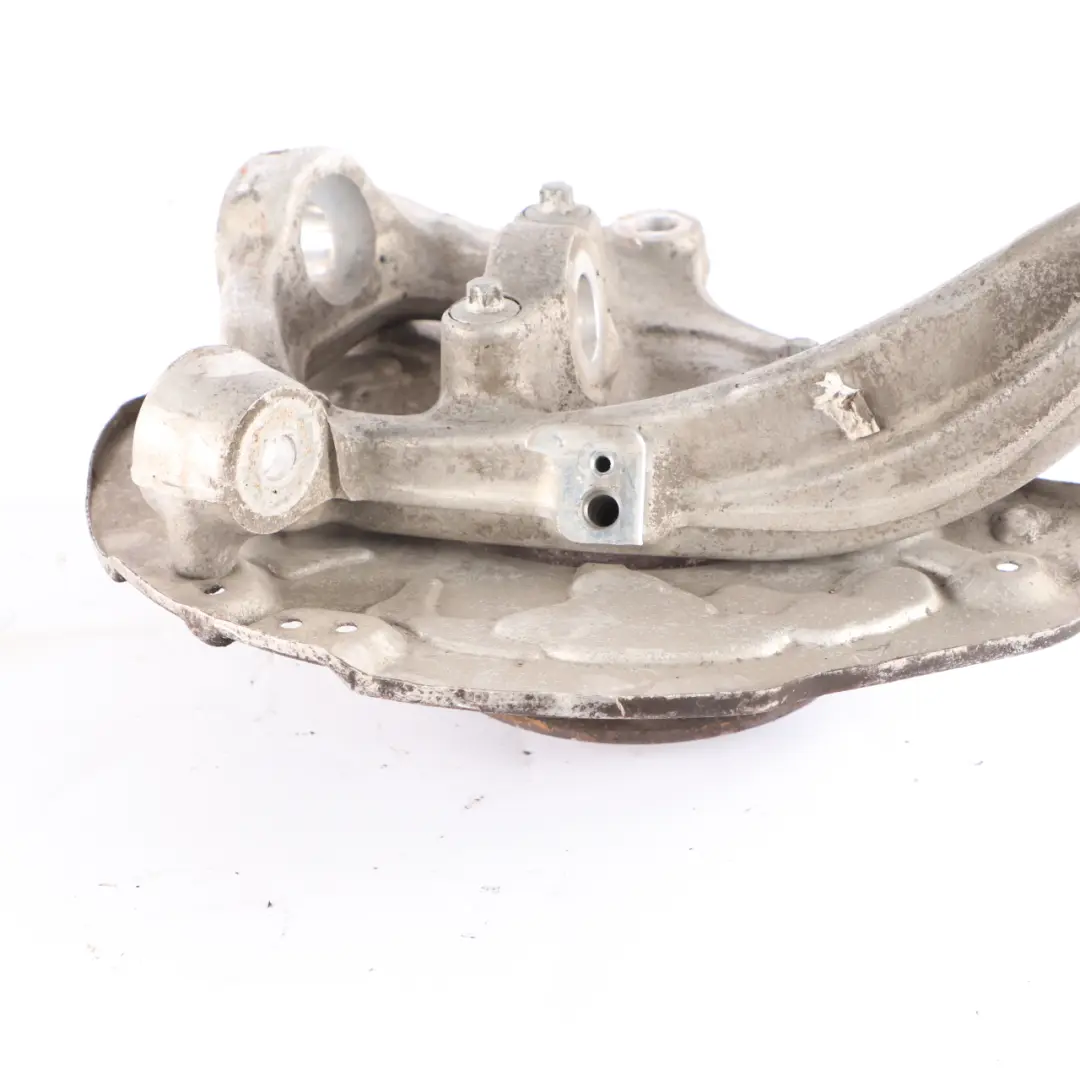 Mercedes W205 Cojinete Suspensión Eje Delantero Cubo Soporte Rueda Izquierdo - SKU A2053322100 - Número de pieza A2053322100