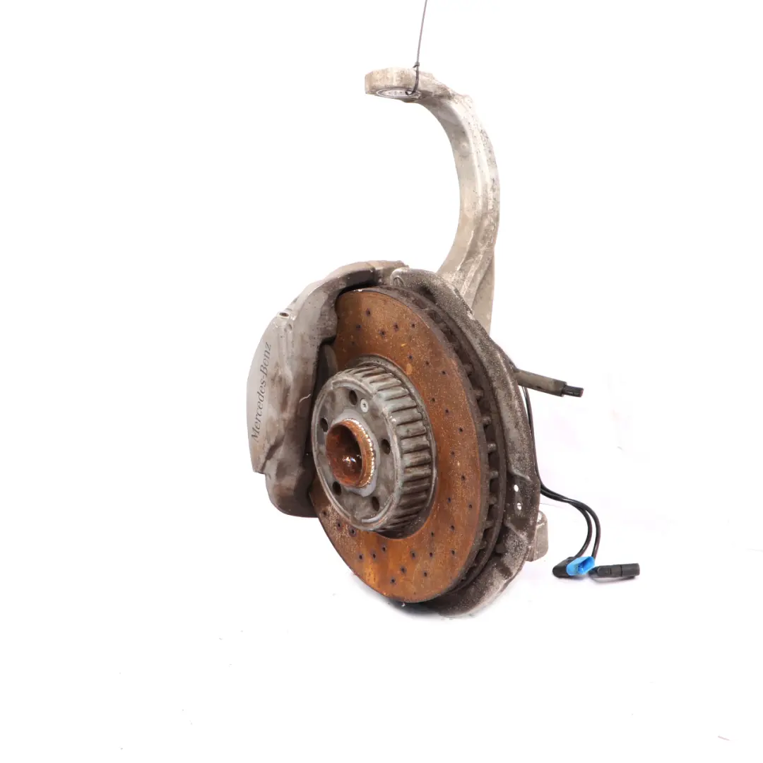 C200 portaruota anteriore destro AMG gamba disco freno pinza per Mercedes W205 con numero di parte A2053322200 Mercedes W205 C200 portaruota anteriore destro AMG gamba disco freno pinza - SKU A2053322200-1 - Numero di parte A2053322200