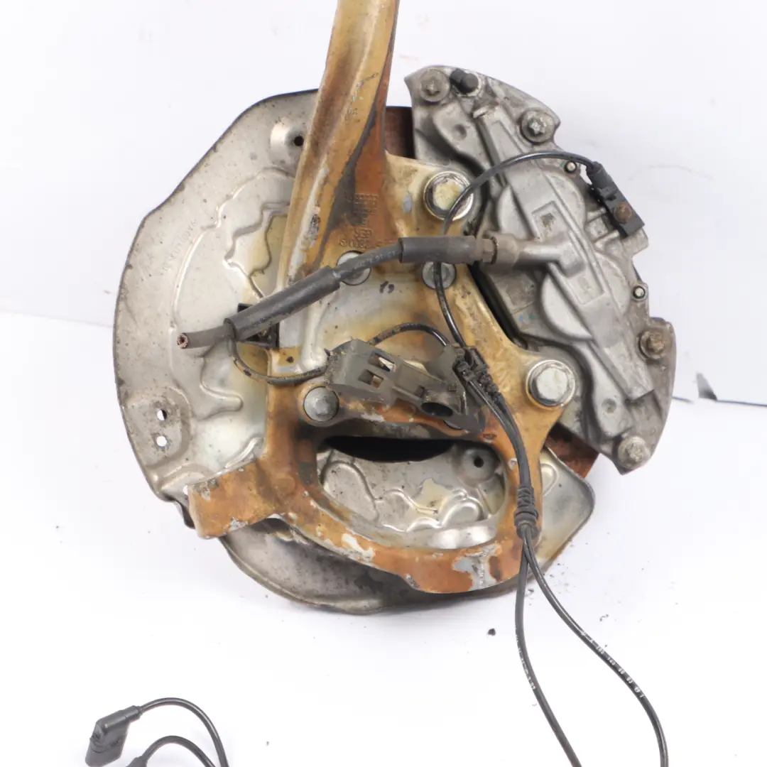 C200d Wheel Carrier Hub Front Right O/S AMG Leg Brake Disc Caliper to Mercedes W205 with Part number A2053322200 Mercedes W205 C200d Wheel Carrier Hub Front Right O/S AMG Leg Brake Disc Caliper - SKU A2053322200-2 - Part number A2053322200
