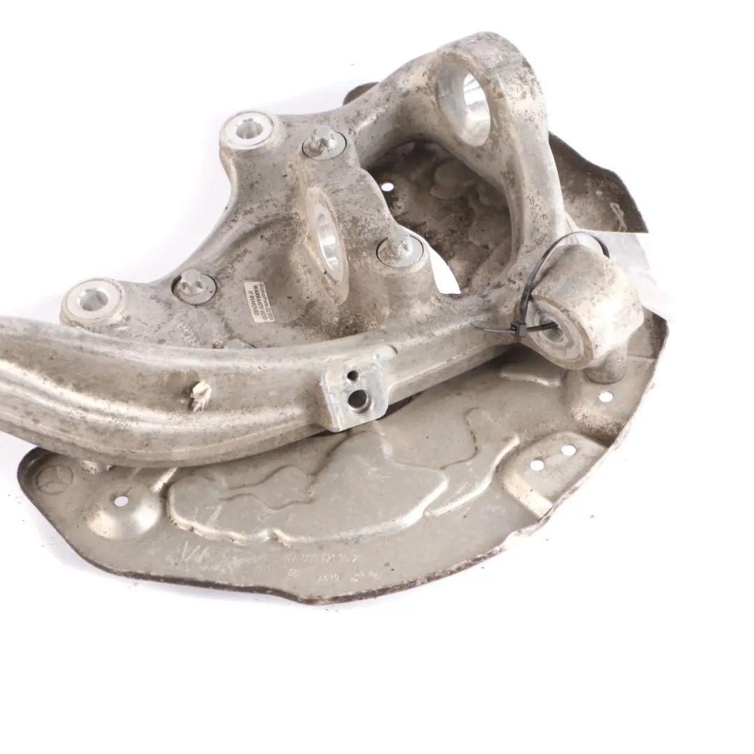 Mercedes W205 cubo soporte rueda delantera derecha eje suspensión de rodamiento - SKU A2053322200 - Número de pieza A2053322200