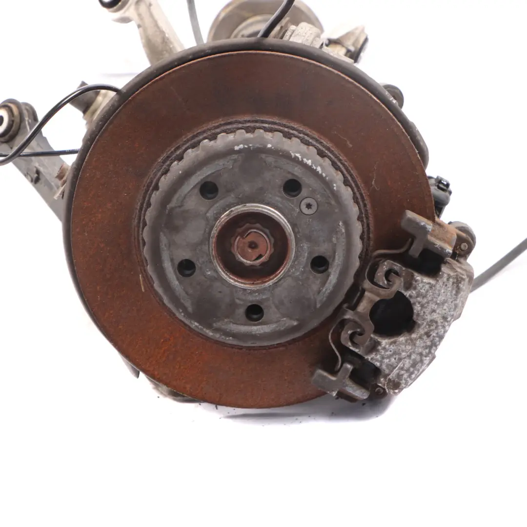 Sospensione Posteriore Sinistra Disco Ruota Portamozzo per Mercedes W205 C 200D con numero di parte A2053500141 Mercedes W205 C 200D Sospensione Posteriore Sinistra Disco Ruota Portamozzo - SKU A2053500141-3 - Numero di parte A2053500141