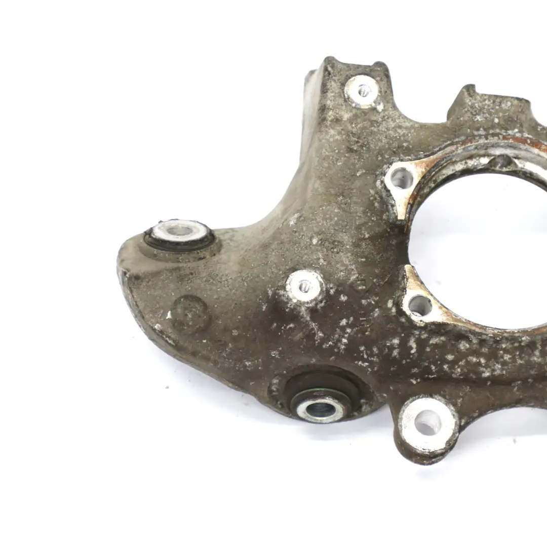 Mercedes W205 Support de roue arrière gauche Suspension Moyeu roue - SKU a2053500141 - Numéro de pièce A2053500141