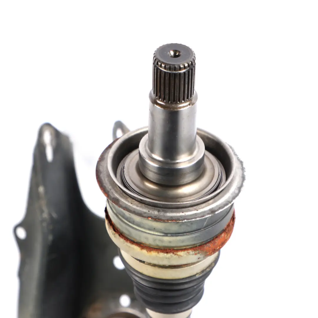 Mercedes W205 C 200 Support De Moyeu De Roue De Frein À Disque Arrière Droit - SKU A2053500241-1 - Numéro de pièce A2053500241