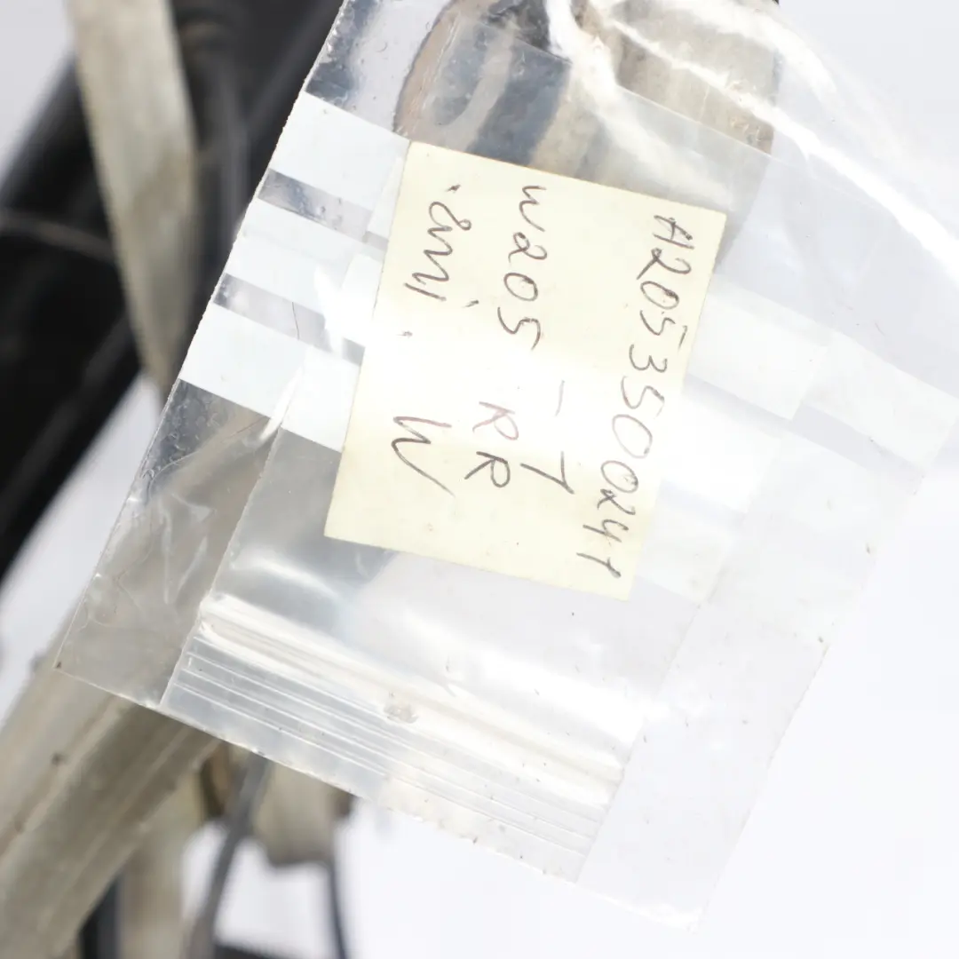 Sospensione Posteriore Destra Gamba Freno Disco Portamozzo per Mercedes W205 C 200 con numero di parte A2053500241 Mercedes W205 C 200 Sospensione Posteriore Destra Gamba Freno Disco Portamozzo - SKU A2053500241-1 - Numero di parte A2053500241