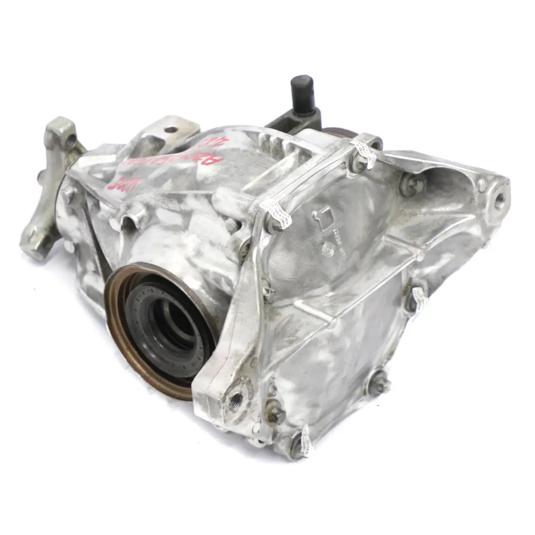 differenziale asse posteriore 2.824 GARANZIA per Mercedes W205 W213 C238 con numero di parte A2053501500 Mercedes W205 W213 C238 differenziale asse posteriore 2.824 GARANZIA - SKU A2053501500 - Numero di parte A2053501500