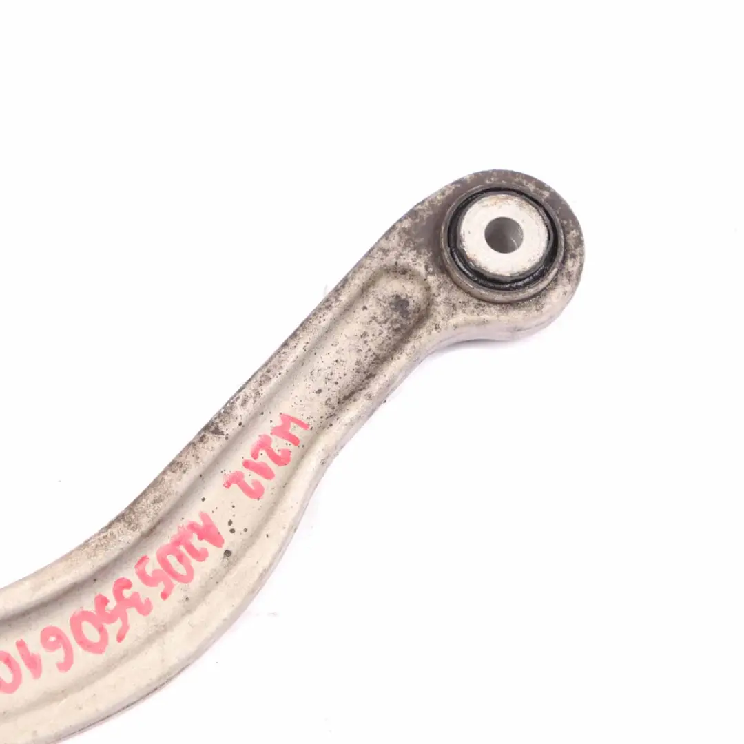Eje Trasero Wishbone Brazo de Control Izquierdo para Mercedes W204 W212 con número de pieza A2053506103 Mercedes W204 W212 Eje Trasero Wishbone Brazo de Control Izquierdo - SKU A2053506103 - Número de pieza A2053506103