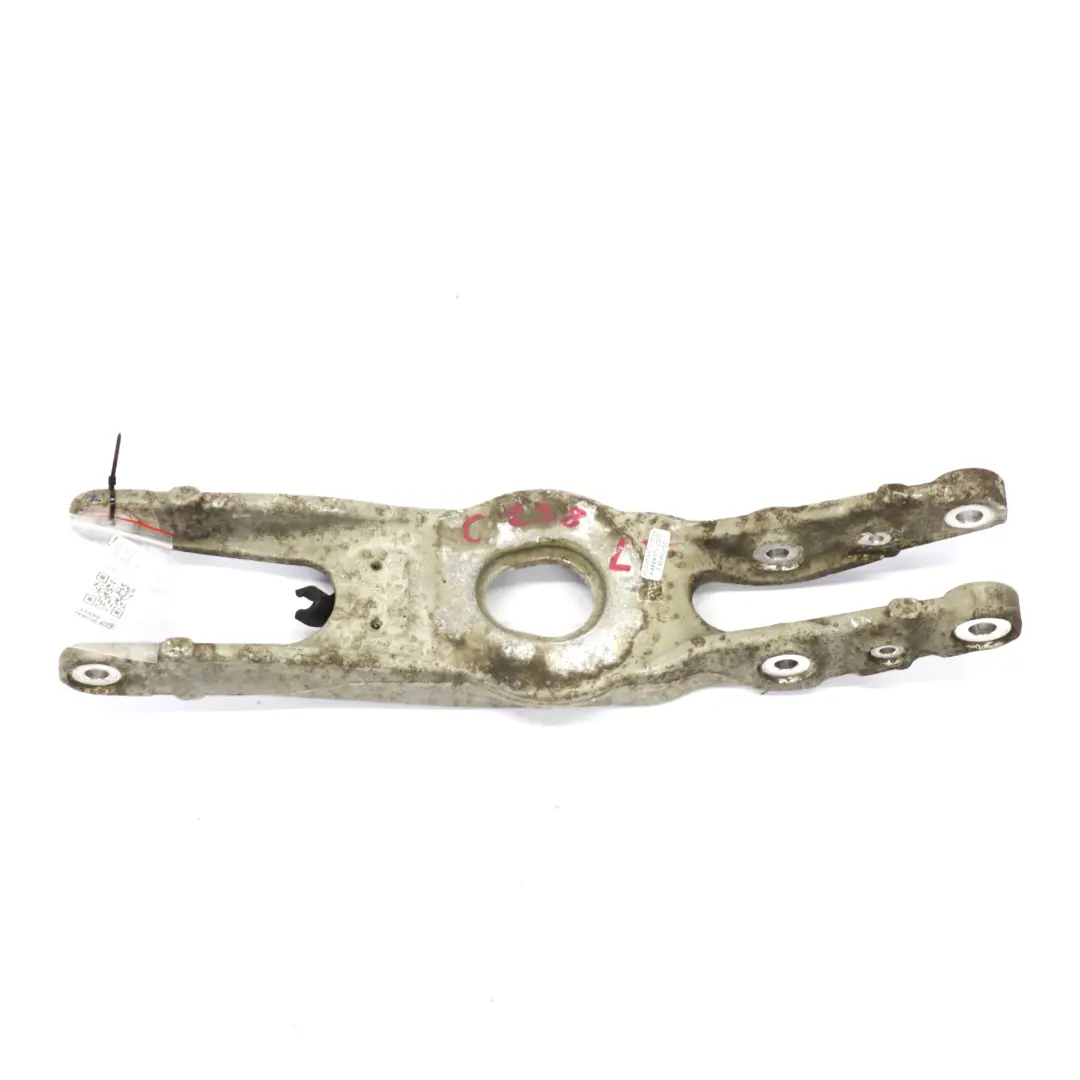 Braccio di controllo posteriore inferiore sospensione per Mercedes W205 con numero di parte A2053523300 Mercedes W205 Braccio di controllo posteriore inferiore sospensione - SKU A2053523300 - Numero di parte A2053523300