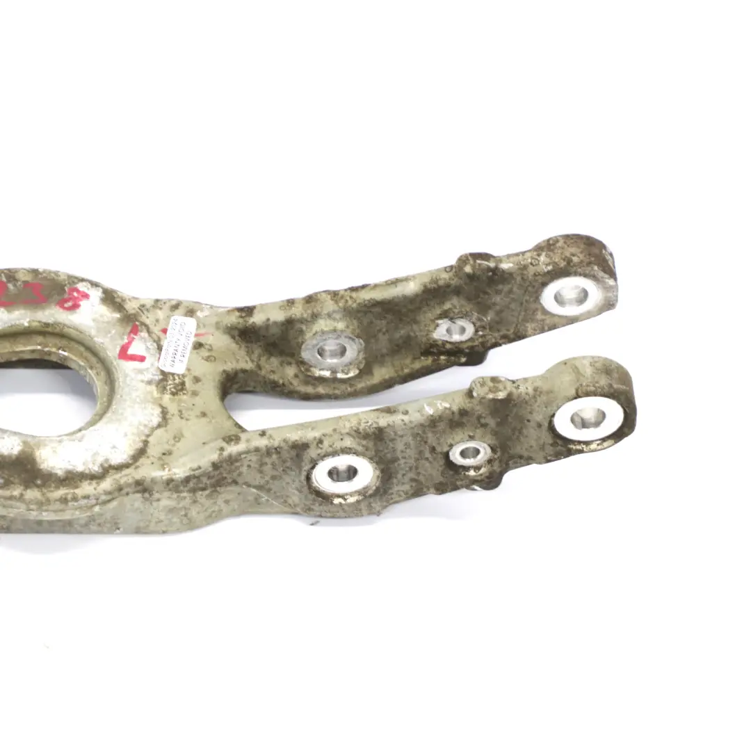 Braccio di controllo posteriore inferiore sospensione per Mercedes W205 con numero di parte A2053523300 Mercedes W205 Braccio di controllo posteriore inferiore sospensione - SKU A2053523300 - Numero di parte A2053523300