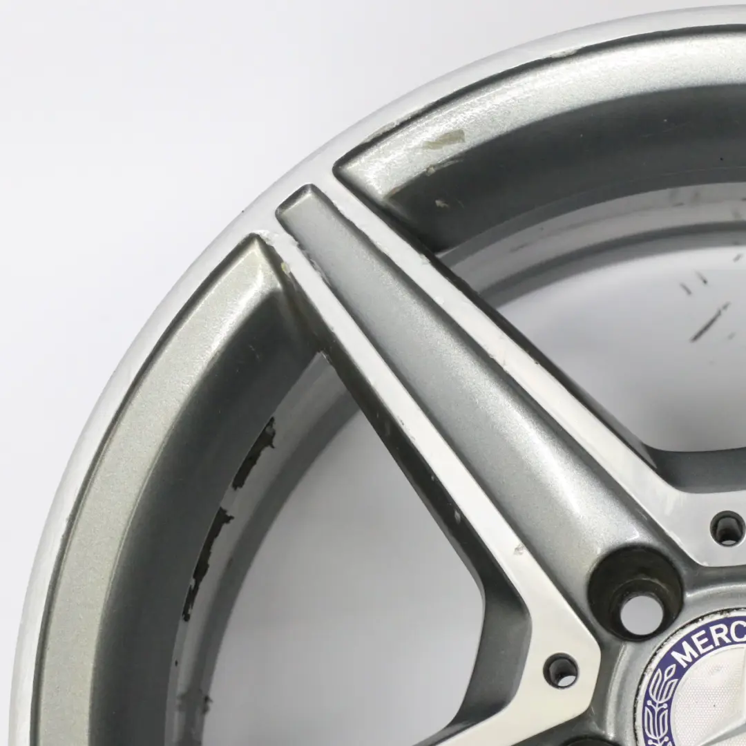 Himalaya Grigio AMG Cerchio in lega 5 razze 18" 7,5J per Mercedes W205 con numero di parte A2054011100 Mercedes W205 Himalaya Grigio AMG Cerchio in lega 5 razze 18" 7,5J - SKU A2054011100-3 - Numero di parte A2054011100