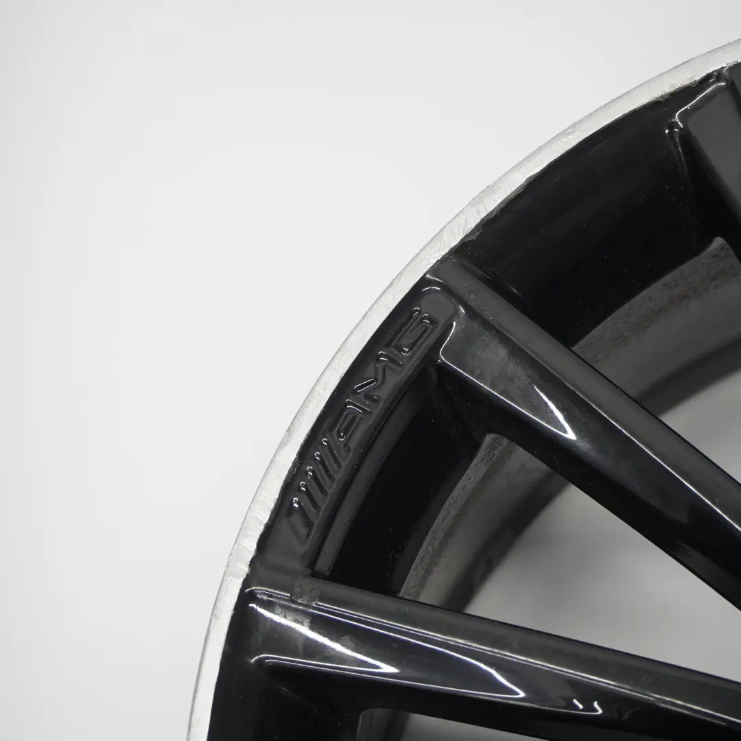 Mercedes W205 Cerchio anteriore in lega AMG 19" ET:44 7,5J 14 Raggi - SKU A2054011300-1 - Numero di parte A2054011300