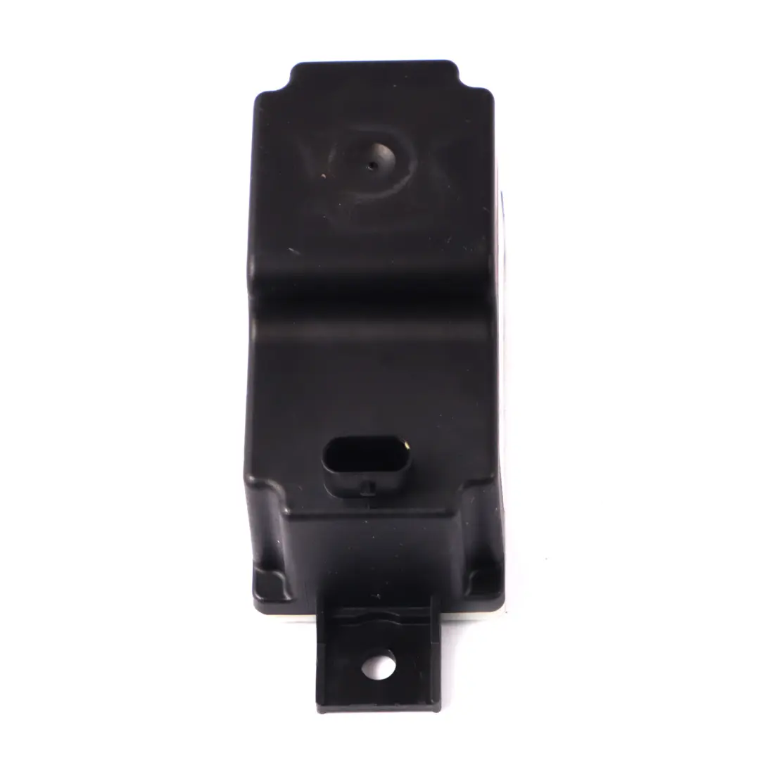 Mercedes W205 Convertisseur tension Régulateur Unité module contrôle - SKU A2054400073 - Numéro de pièce A2054400073