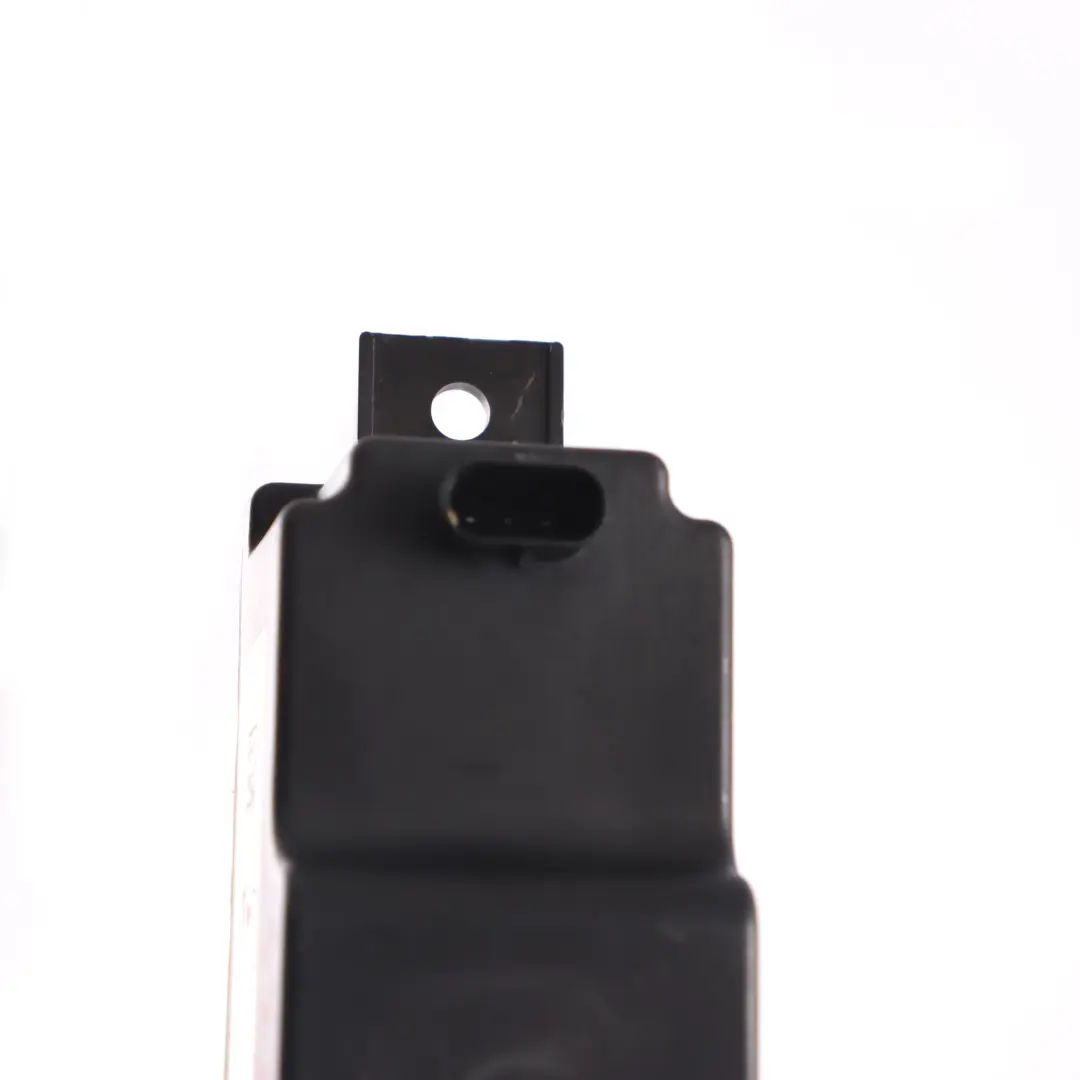 Mercedes W205 Spannungswandler Regler Steuermodul Einheit - SKU A2054400073 - Teilenummer A2054400073