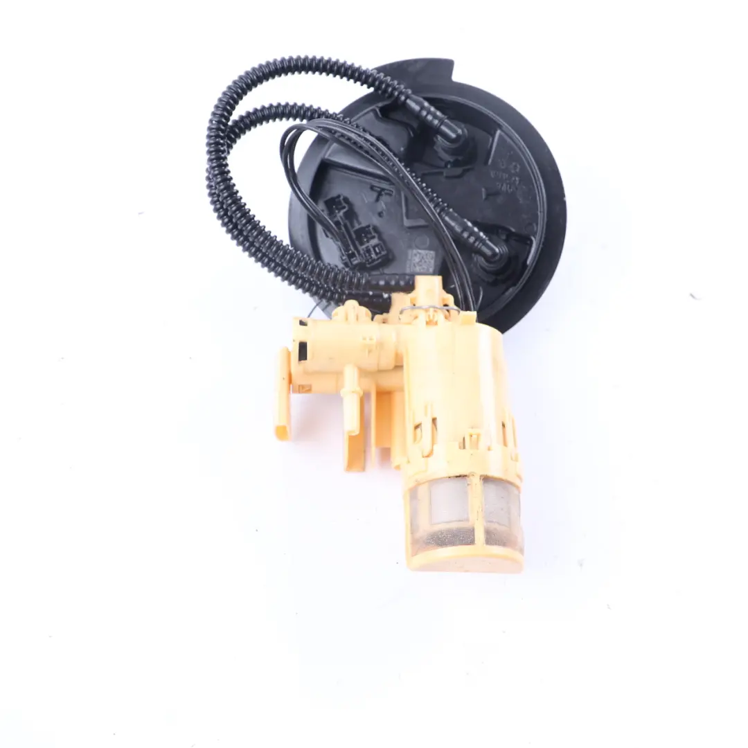 OM654 Pompa Paliwa do Mercedes W205 W213 X253 o numerze A2054701694 Mercedes W205 W213 X253 OM654 Pompa Paliwa - SKU A2054701694 - Numer Części A2054701694