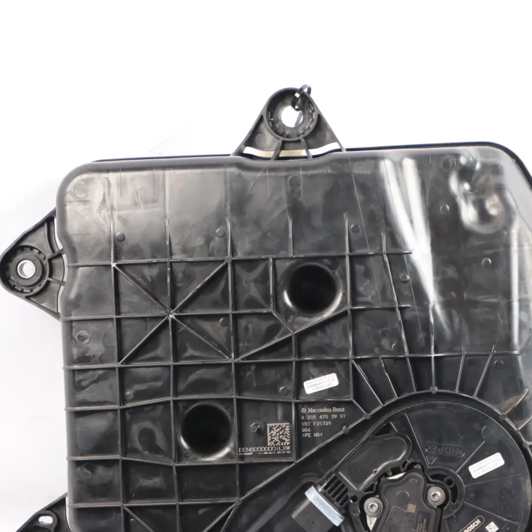 AdBlue Aditivo Depósito de Combustible para Mercedes W205 Diesel con número de pieza A2054703901 Mercedes W205 Diesel AdBlue Aditivo Depósito de Combustible - SKU A2054703901-1 - Número de pieza A2054703901