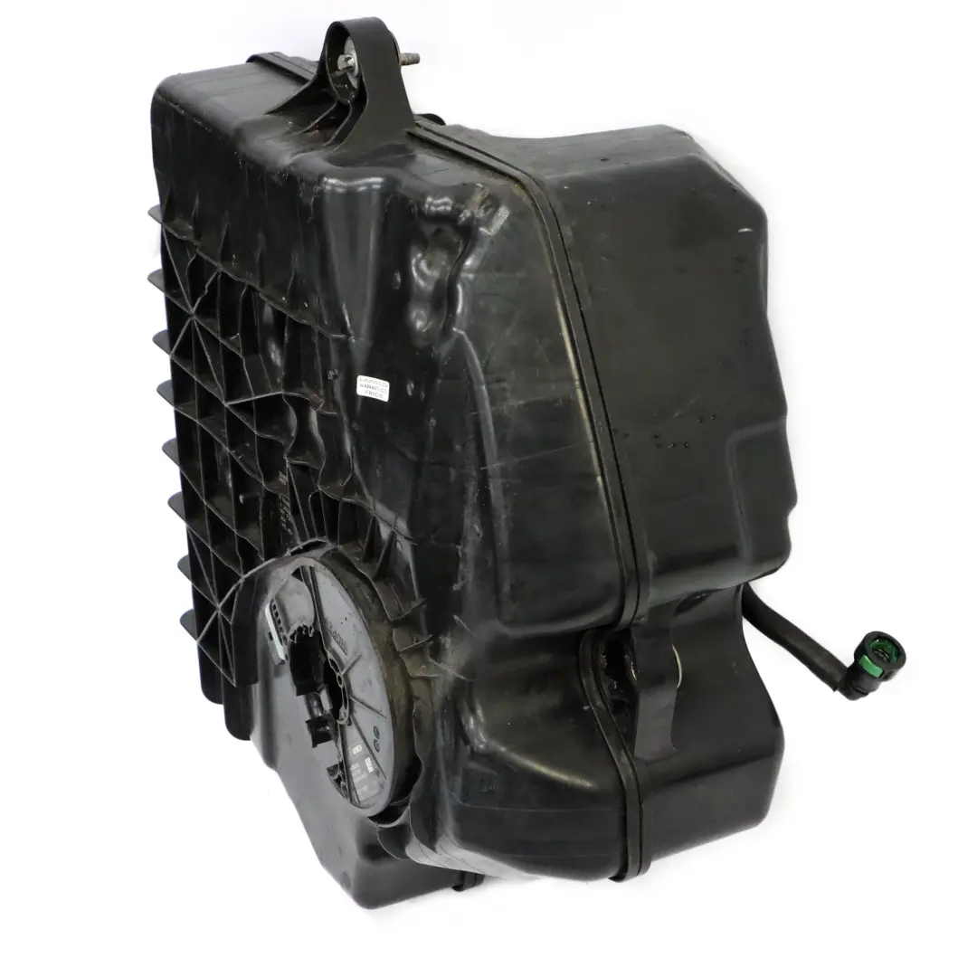 Mercedes W205 Diesel Zbiornik Płynu AdBlue - SKU A2054703901-1 - Numer Części A2054703901