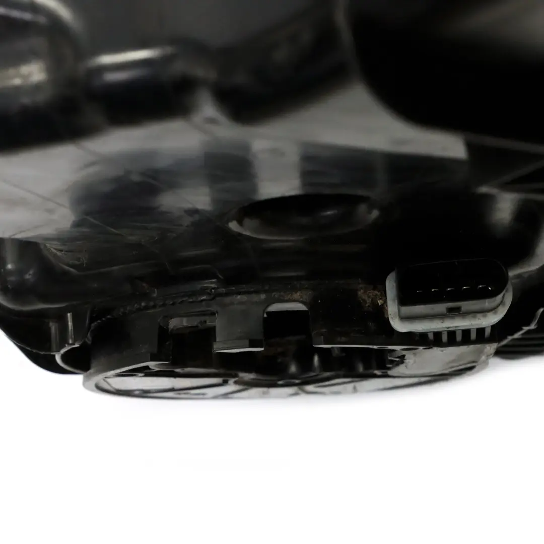 AdBlue Additiv Kraftstofftank Reservoir für Mercedes W205 Diesel mit Teilenummer A2054703901 Mercedes W205 Diesel AdBlue Additiv Kraftstofftank Reservoir - SKU A2054703901-1 - Teilenummer A2054703901