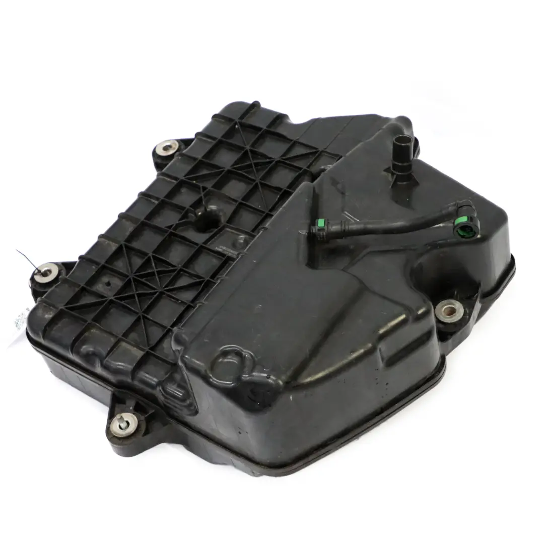 Mercedes W205 Diesel AdBlue Aditivo Depósito de Combustible - SKU A2054703901-1 - Número de pieza A2054703901