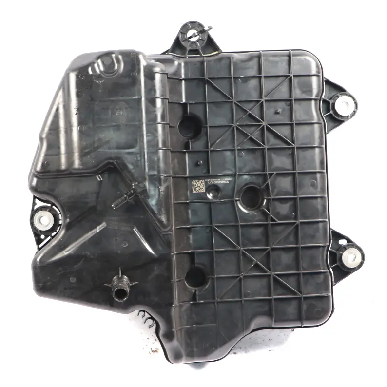 Mercedes W205 Diesel AdBlue Aditivo Depósito de Combustible - SKU A2054703901 - Número de pieza A2054703901