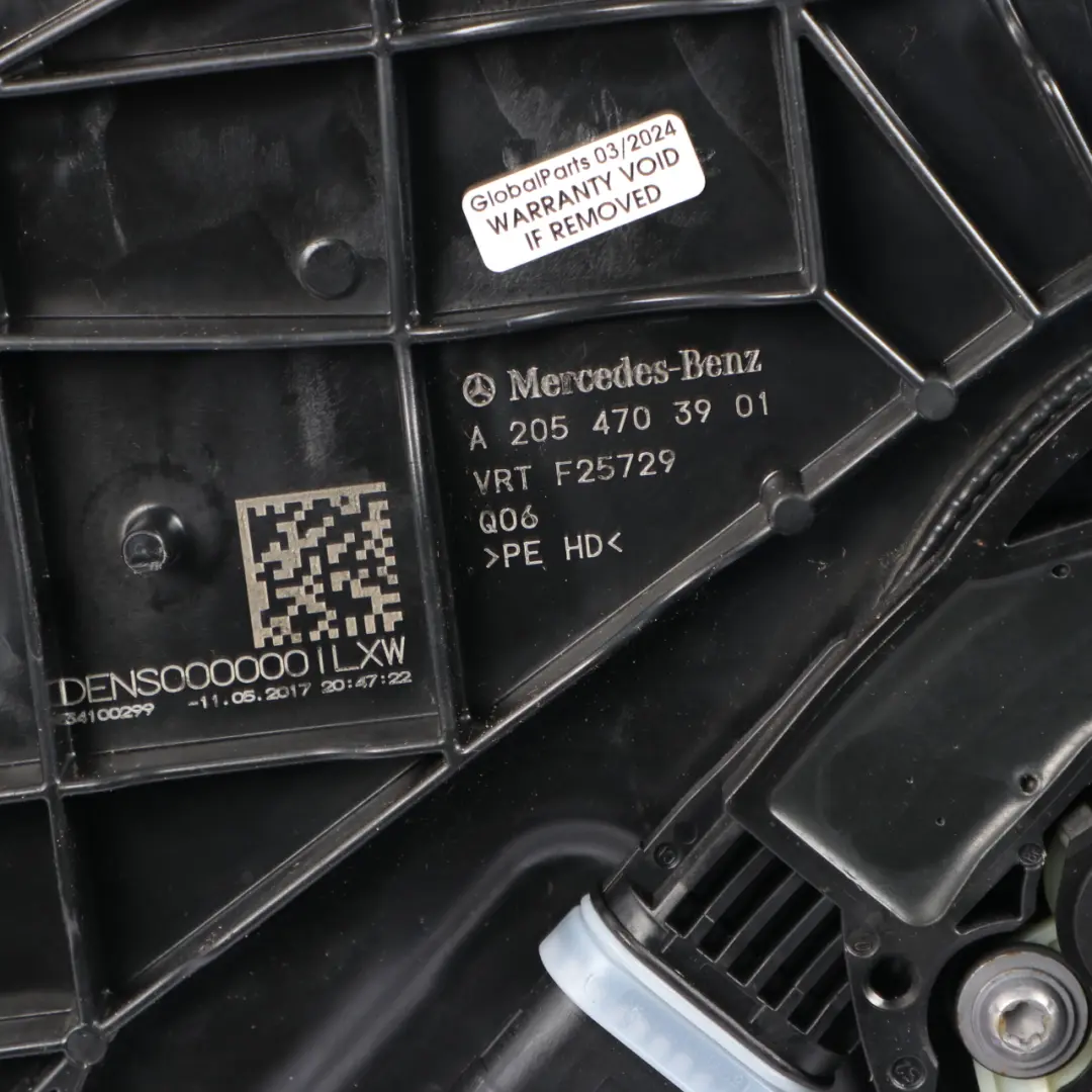 Mercedes W205 Diesel Zbiornik Bak AdBlue - SKU A2054703901 - Numer Części A2054703901