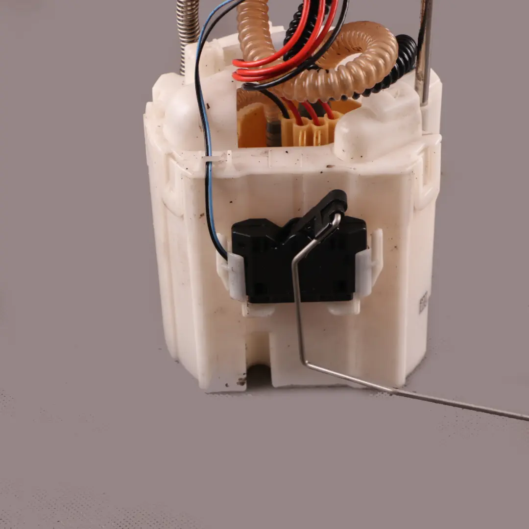 OM654 Sensor Entrega Bomba Combustible Unidad Sender para Mercedes W205 con número de pieza A2054705000 Mercedes W205 OM654 Sensor Entrega Bomba Combustible Unidad Sender - SKU A2054705000 - Número de pieza A2054705000