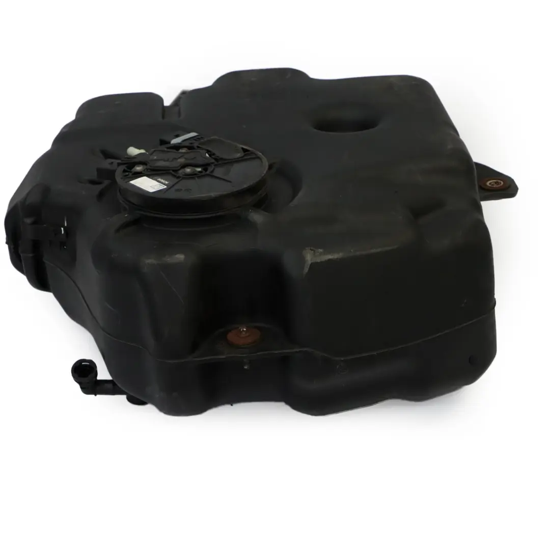 Mercedes W205 Diesel AdBlue Aditivo Depósito de Combustible - SKU A2054706901- - Número de pieza A2054706901