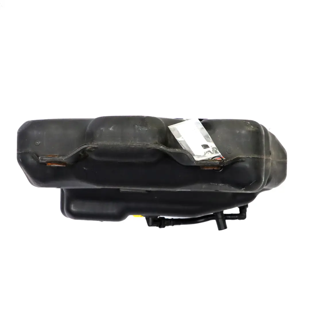 Mercedes W205 Diesel AdBlue Additif Réservoir de carburant - SKU A2054706901- - Numéro de pièce A2054706901