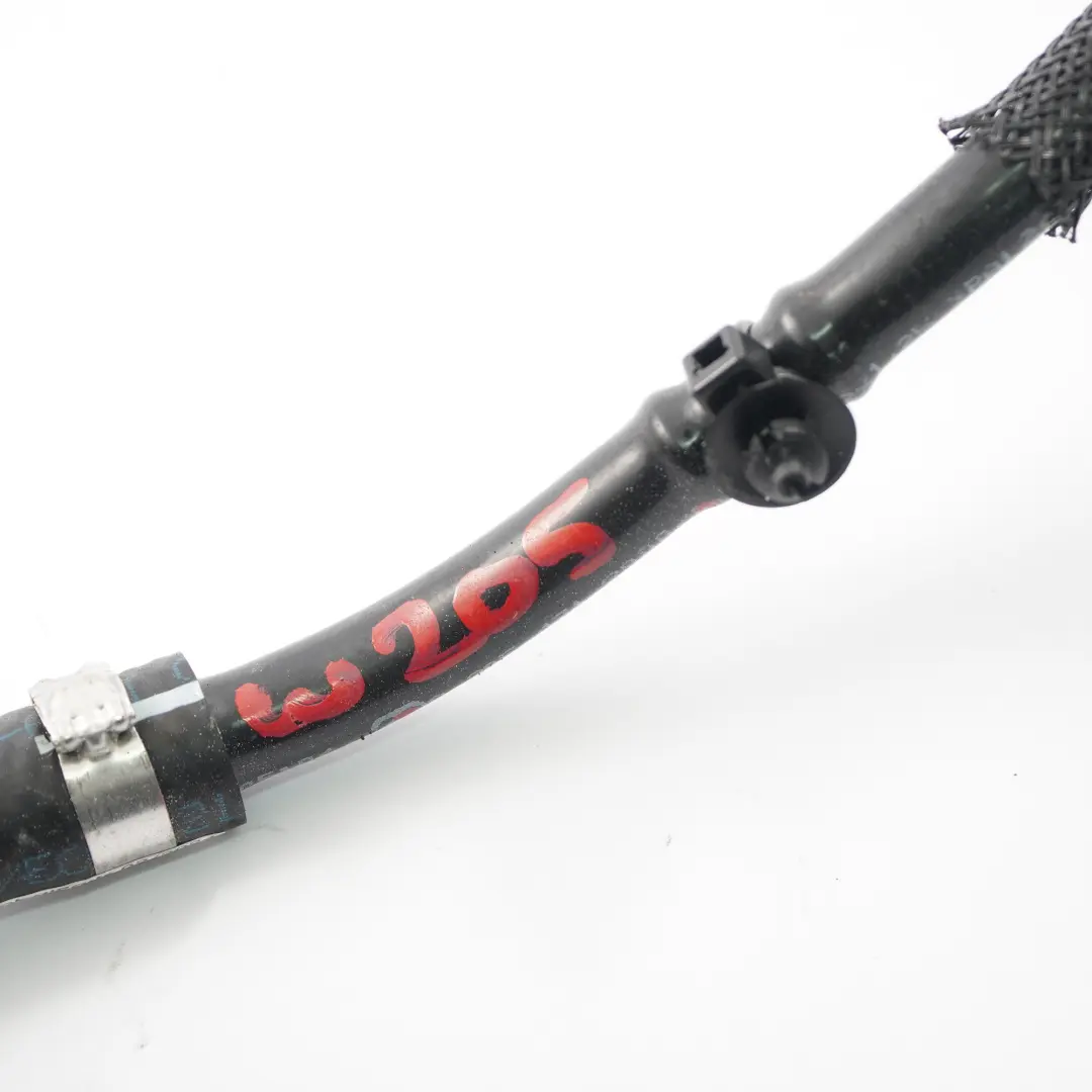  Tubo de combustible Mercedes W205 M264 Válvula de purga Manguera de evaporación - SKU A2054712000 - Número de pieza A2054712000